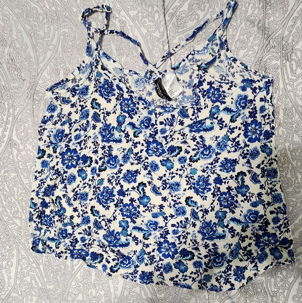 Divided floral crop top